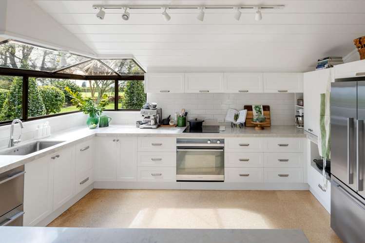 261 Sainsbury Road Puketaha_14