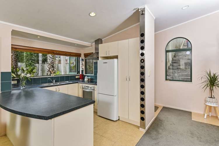 2/30 Houston Place Bayview_5