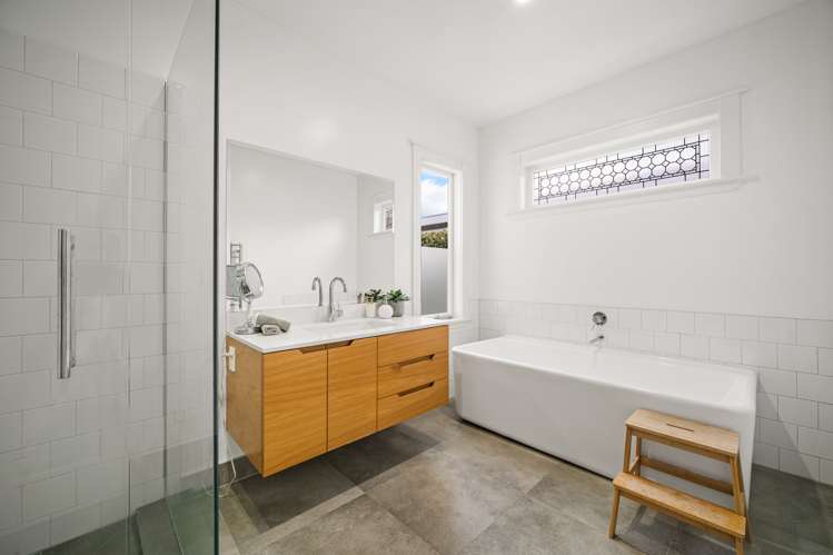 4 Seacombe Road Point Chevalier_14