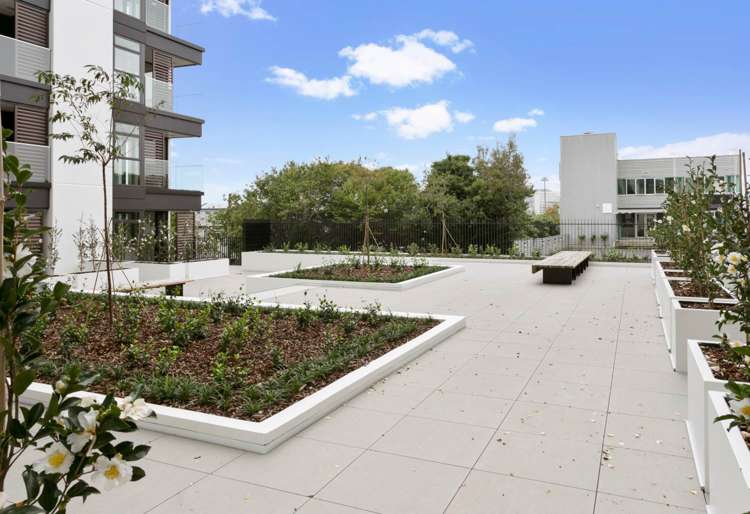 303/9 Madeira Lane Grafton_12