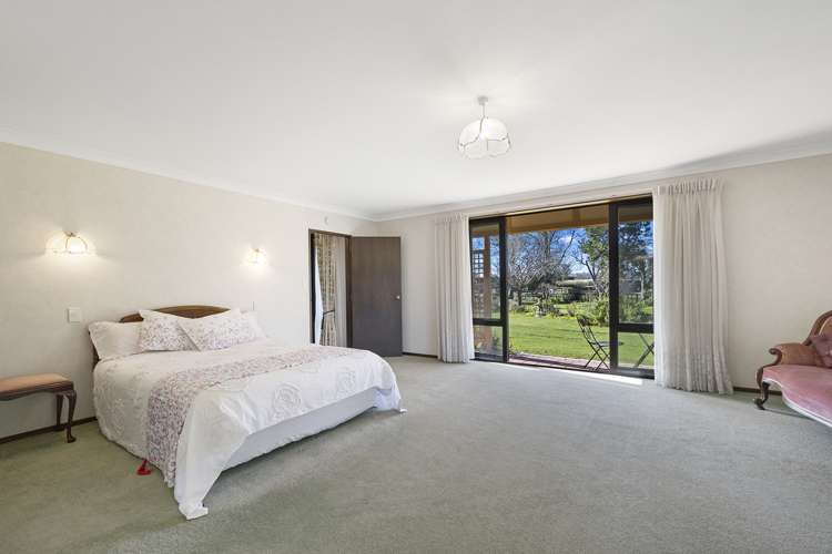 145 Racecourse Road Cambridge_10