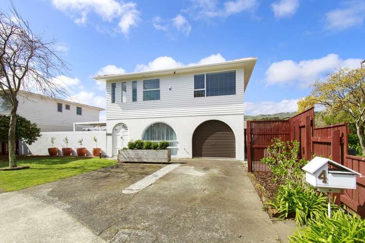4 McKeefry Grove Tawa_24