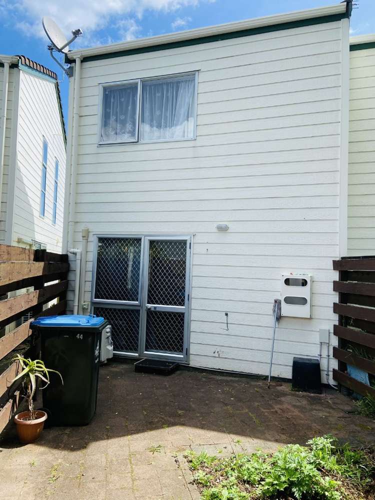 44 Fred Woodward Place Mount Roskill_6