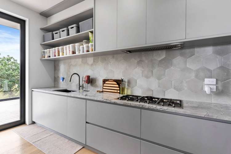 326 Flat Bush School Road Flat Bush_10