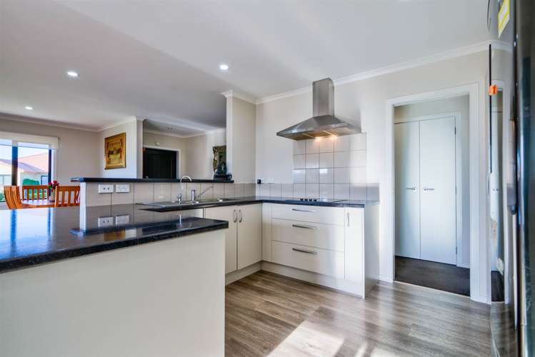 11 Stan Heather Drive Glenview_7