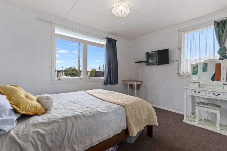 2 Henton Street Te Aroha_9