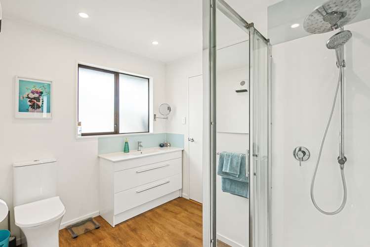 9 Nuhaka Place Paraparaumu Beach_16