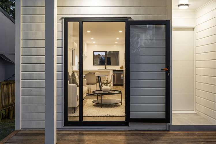 1/58 James Evans Drive Northcote_11