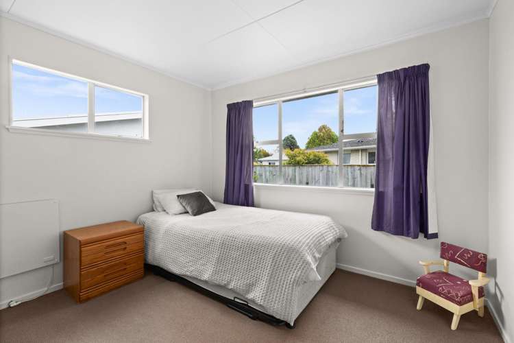4 Tucker Lane Clive_10