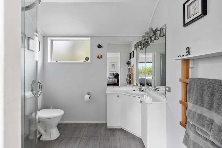 37 Vista Motu Red Beach_19