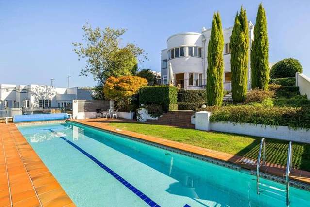 Traitors NZ star’s surprise wake-up call - your home has just sold for $1.575m