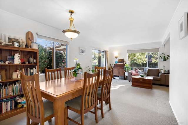 1/4 Telstar Place Beach Haven_2