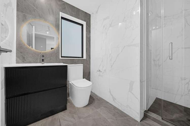 1/12 Sheralee Place Bucklands Beach_13