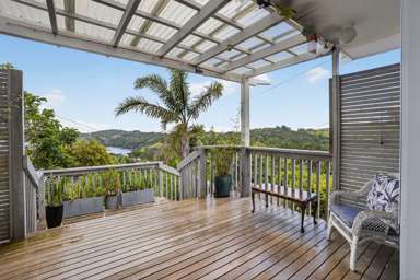 11 Kendale Drive, Matheson Bay_2