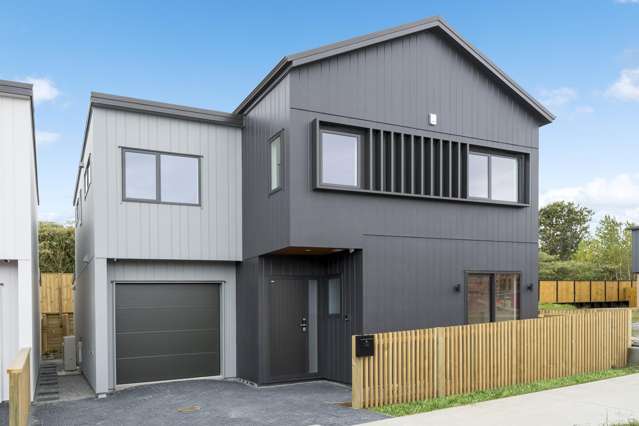 Brand-New 4-BDR Home in a Thriving New Community