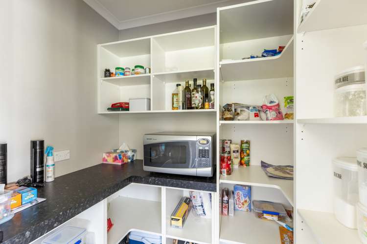 39 Kairau Road East Waitara_15