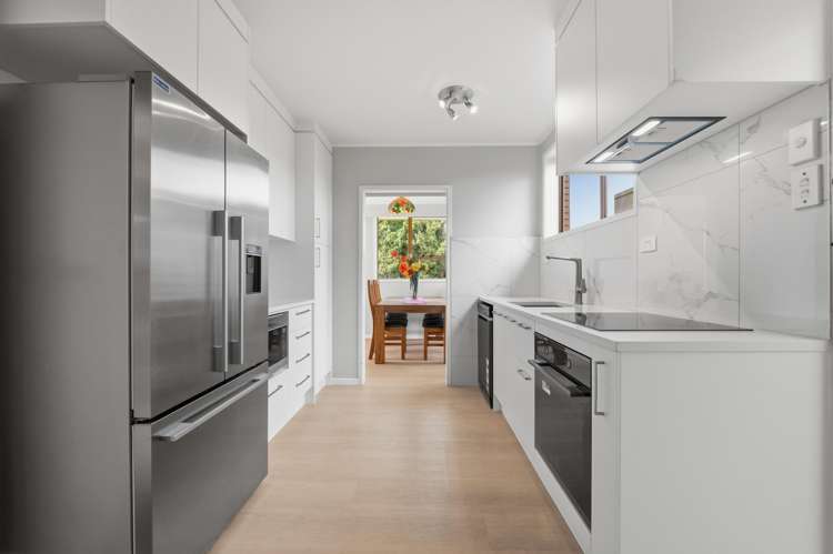 9 Claresholm Place Mangere Bridge_8
