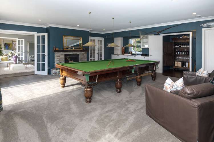 38 Porterfield Road Whitford_32