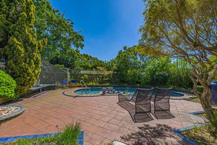 323 Reid Line East Colyton_36