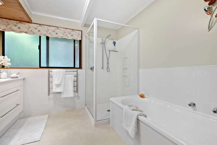 38 Awanui Rise Papakura_17