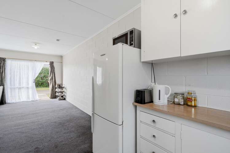 1-4/158 Crinan Street Appleby_10