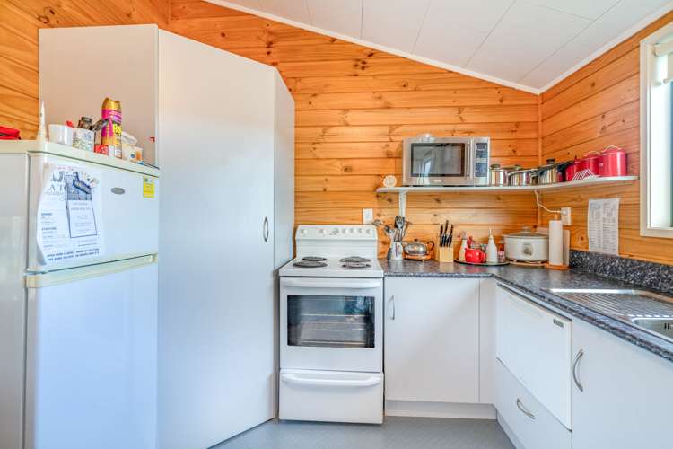 5 Speight Street Te Anau_11