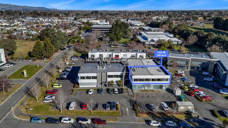 6 Sir William Pickering Drive_0