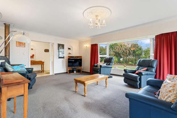 65 Park Road Carterton_11