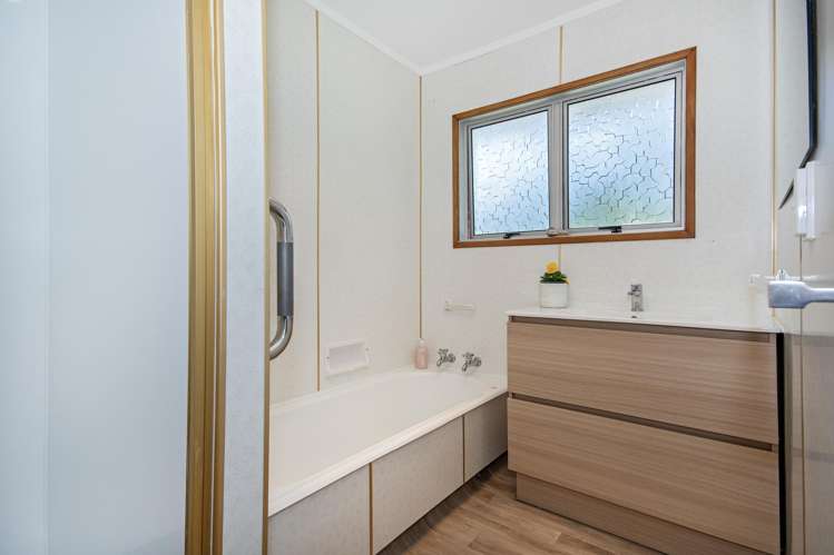 1 Hawkes Street Onerahi_8