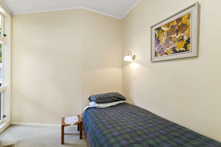 10 Mathieson Avenue Khandallah_25