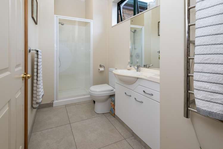 384 Clifton Road Whitford_20