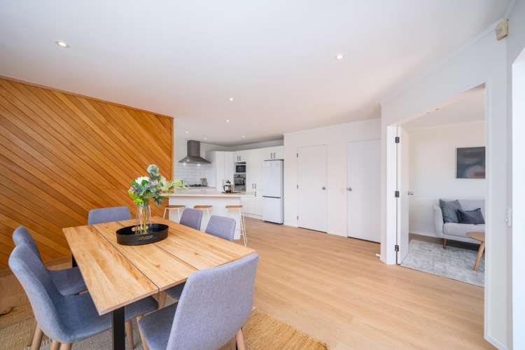 14 Aintree Grove Churton Park_12