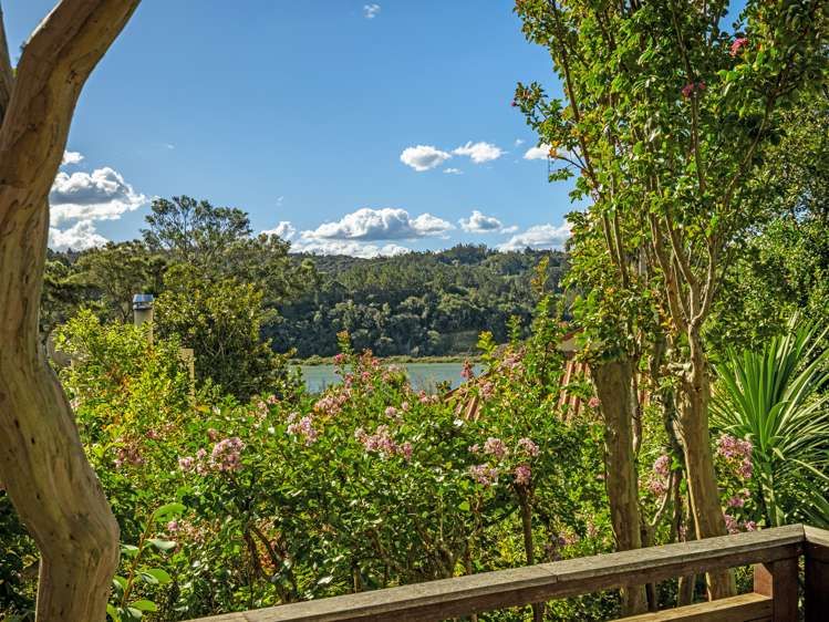 2/31 Okura River Road Okura_10