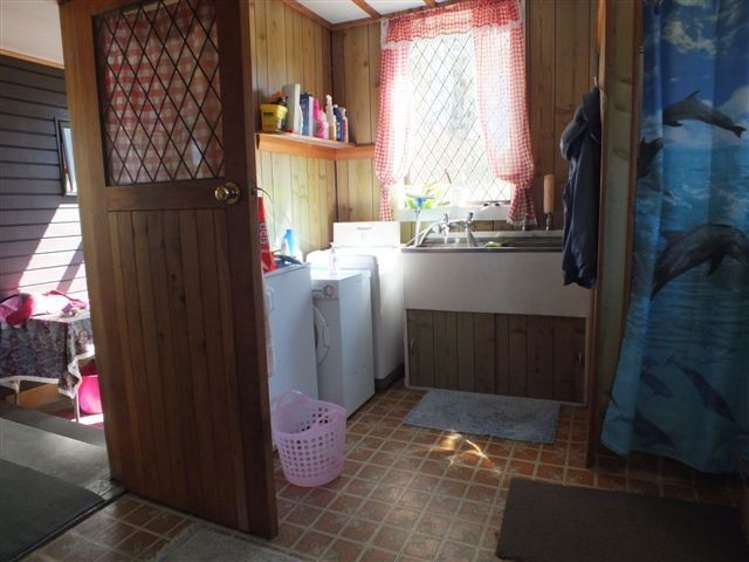 35 Davis Street Reefton_13