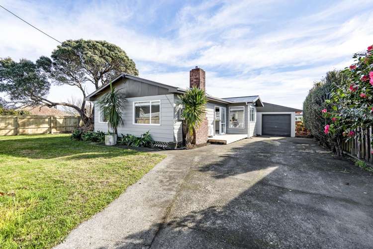 71 Clifton Drive Waitara_15