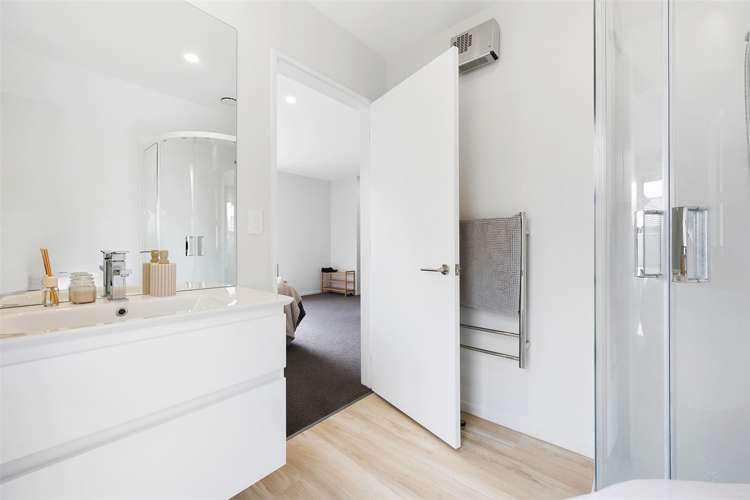 55 Quinn Crescent Woodend_11