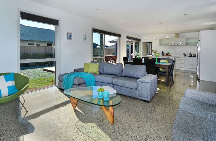 10 Louis Lane Rolleston_10