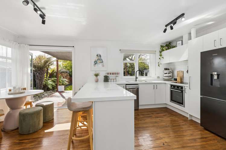 13 Glenroy Crescent Springlands_7