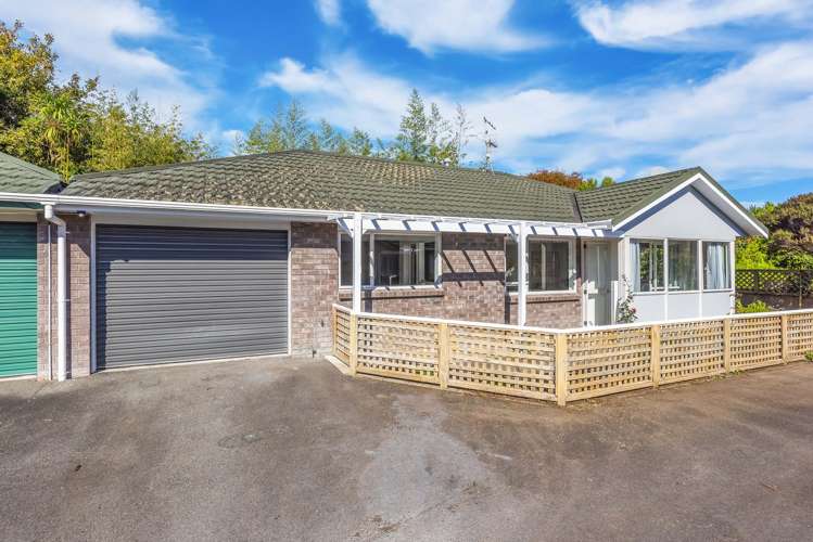 2/32 Hurley Road_0