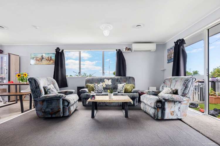 3/24a Waimumu Road Massey_6