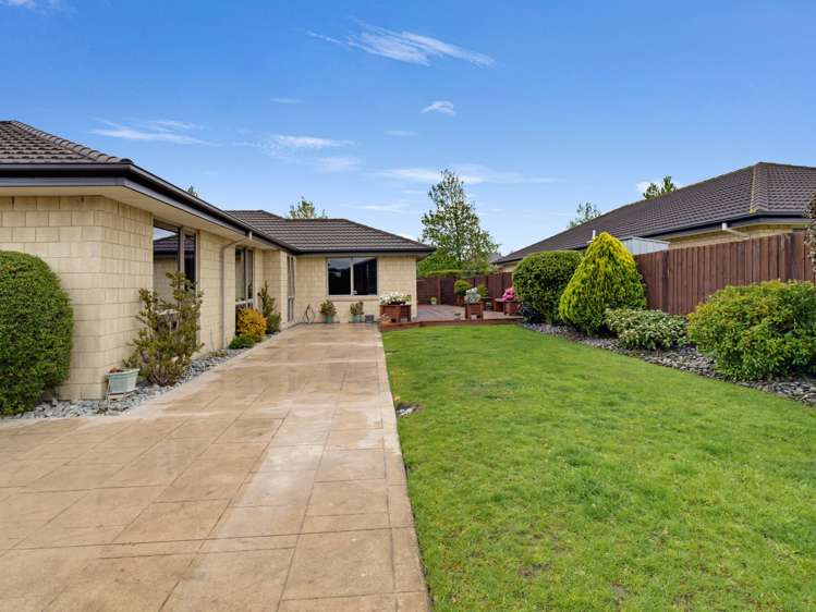 12 Hasendene Drive Lincoln_30