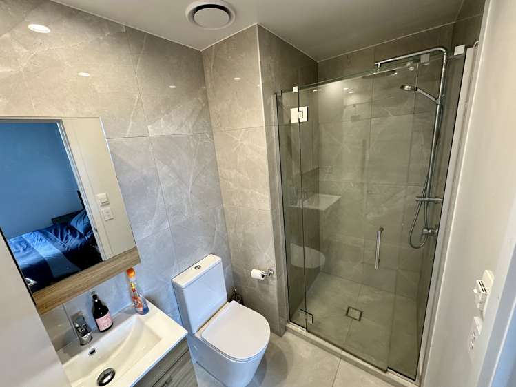 105/9 Madeira Lane Grafton_8