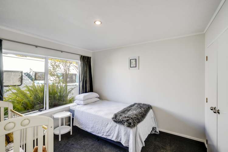 8 Lennon Grove Havelock North_14