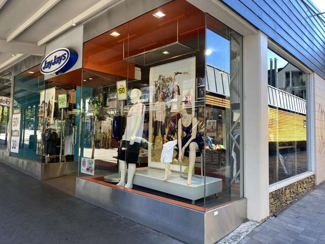 Premium CBD Retail - On 'The Mall'