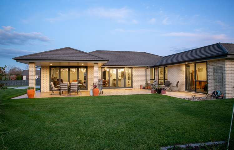 13 Mahy Way Leamington_23