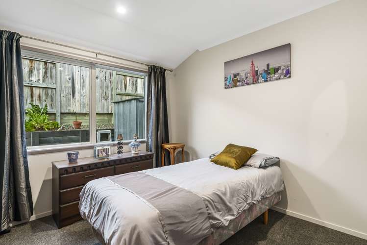 61 Bathurst Crescent Pyes Pa_11