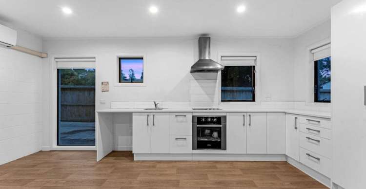 192 Henderson Valley Road Henderson_20