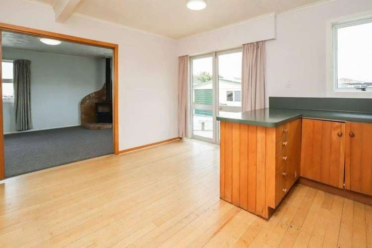 11 Southsea Crescent Silverdale_10