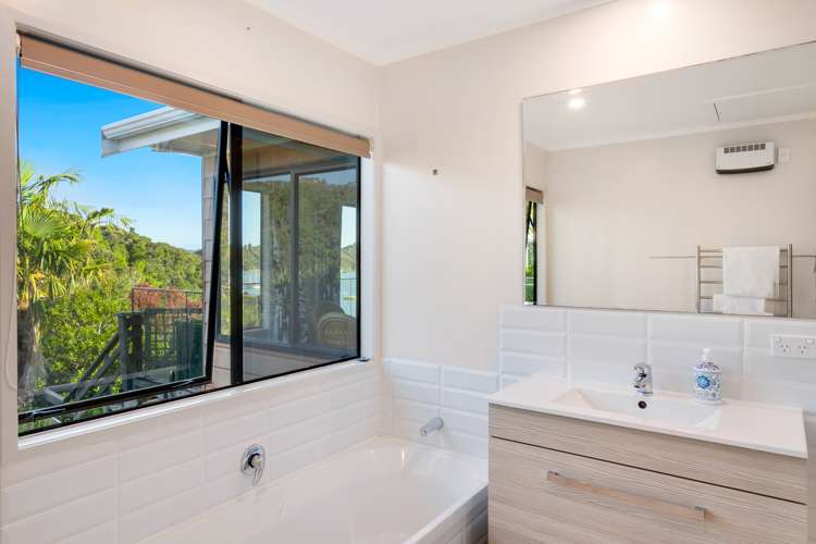 15 Kakapu Road Russell Surrounds_14