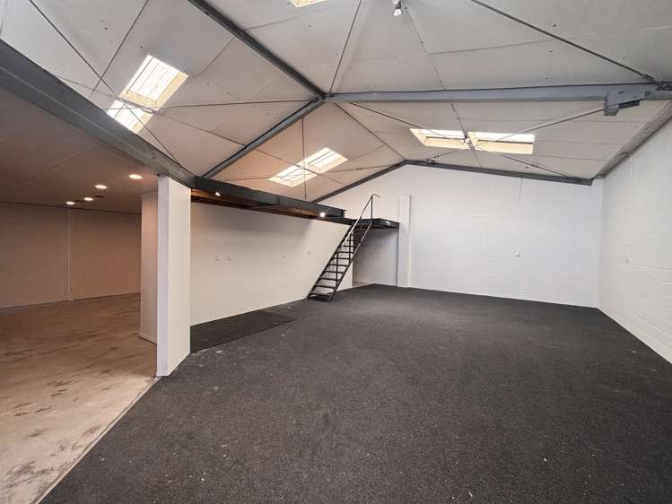 2/42 Henderson Valley Road Westgate_2